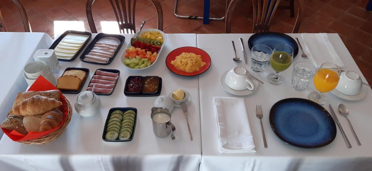 Aprahouseloule Guesthouse ภายนอก รูปภาพ
